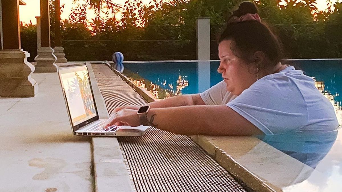 alyona alyona - фото 1