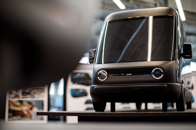 Amazon випустить 100 тисяч футуристичних екофургонів: фото - фото 384565
