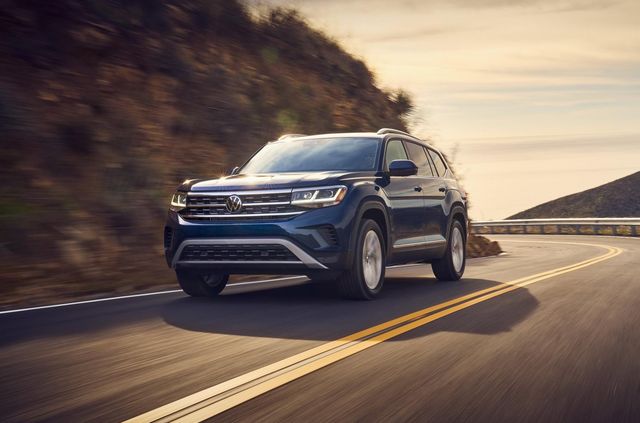 Оновлений Volkswagen Atlas отримав 'преміальний' комплект - фото 384610