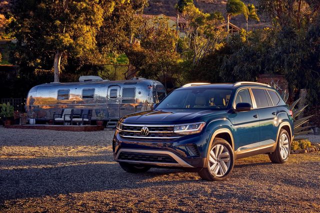 Оновлений Volkswagen Atlas отримав 'преміальний' комплект - фото 384613