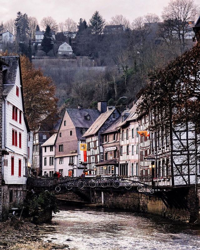 Блогер показує, чому варто мандрувати: яскраві фото - фото 384621