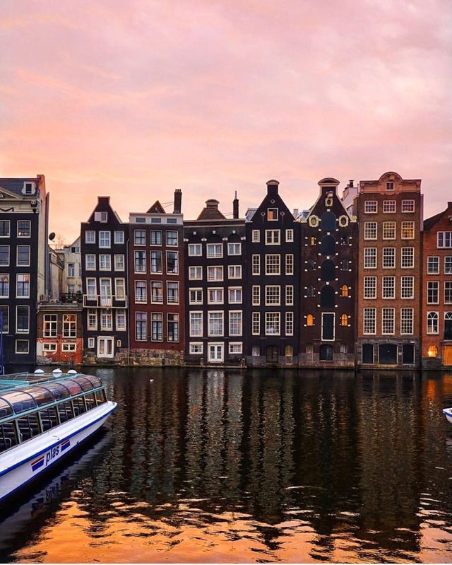 Блогер показує, чому варто мандрувати: яскраві фото - фото 384637