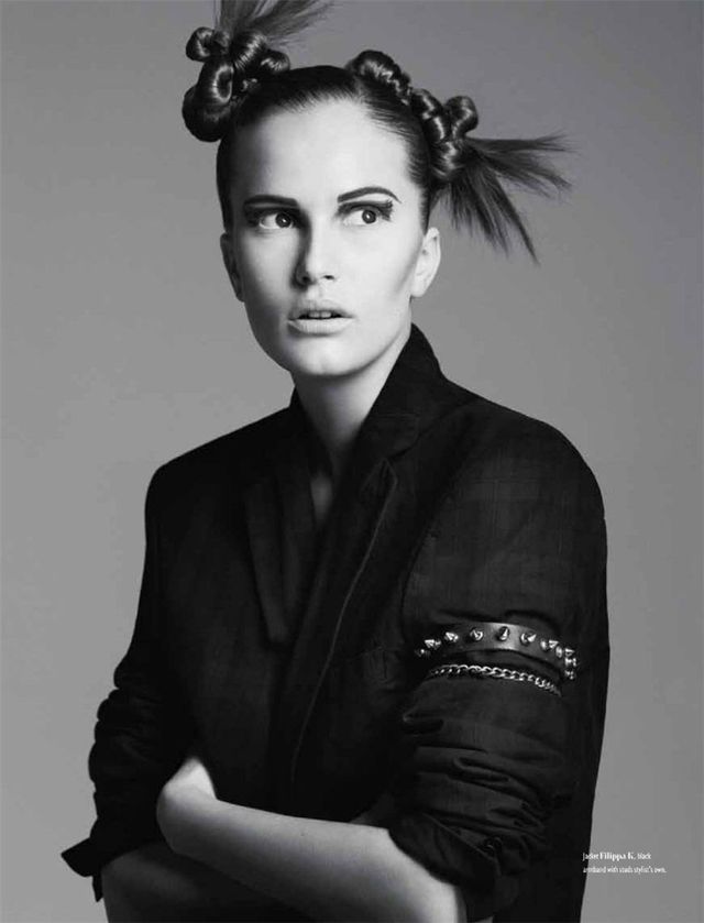 Українські моделі: як змінилась севастопольська красуня Алла Костромічова - фото 384730