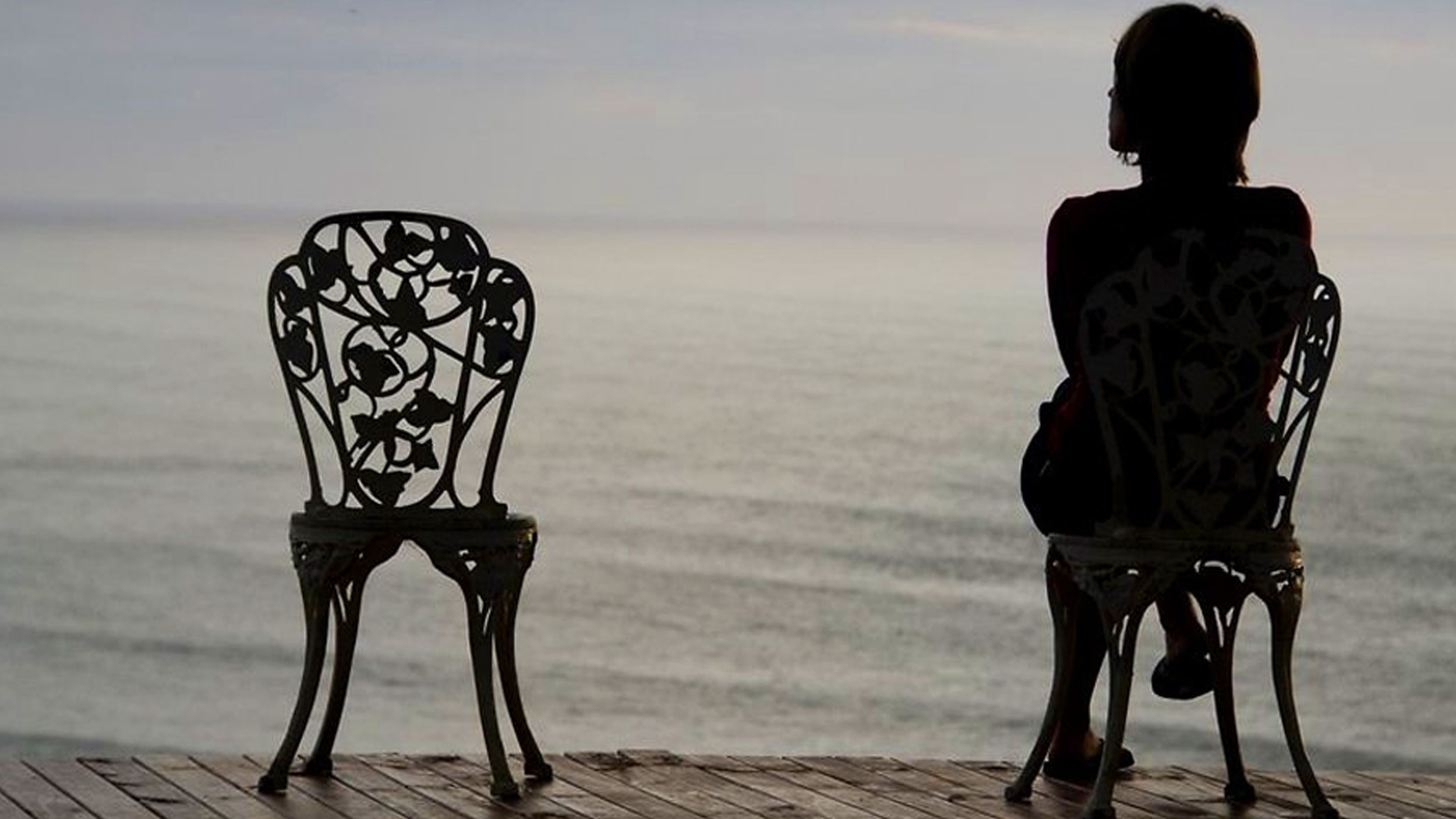 Що відрізняє жінку у стосунках від самотньої