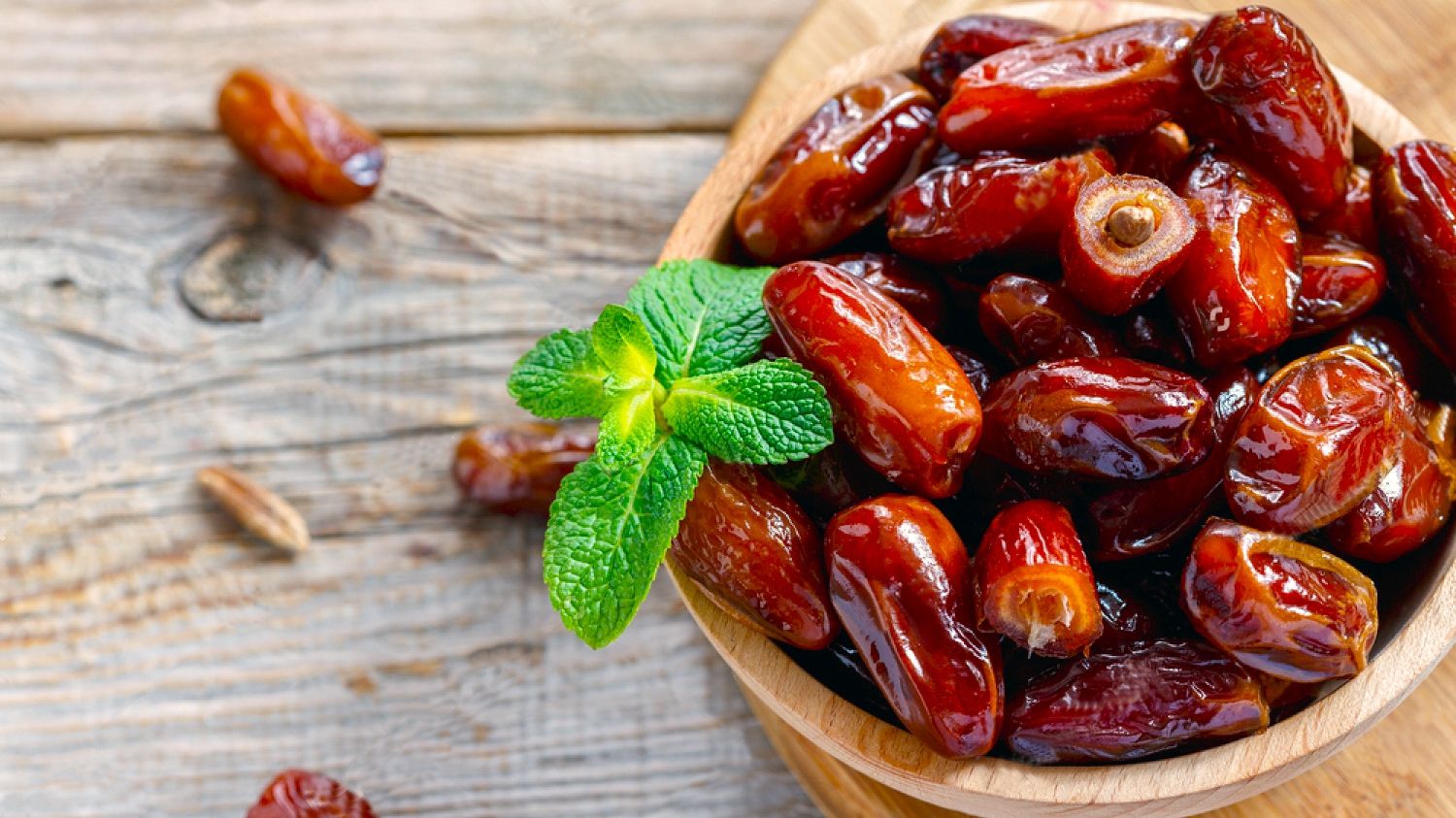 Сухофрукти, які добре впливають на тиск