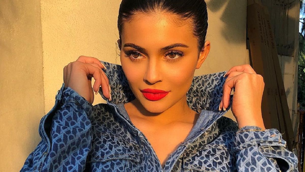 Кайлі Дженнер і невдала сукня - фото 1