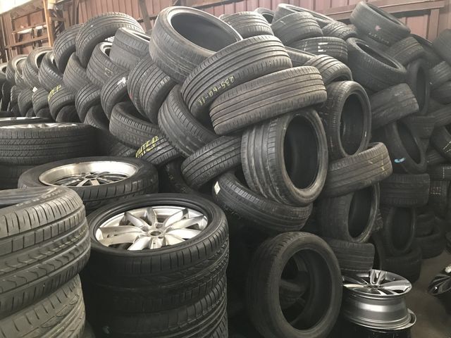 Водіям розповіли, чому не варто купувати вживані шини - фото 385159