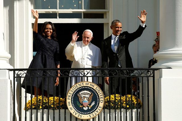 Експерти пояснили, чому Олена Зеленська у Ватикані була в чорному - фото 385186