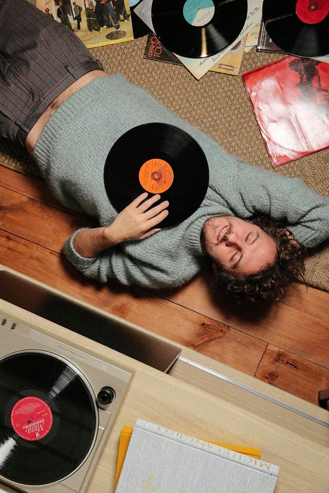 Слухай українське: 162 пісні молодих артистів, які варто додати у плейлист - фото 385471