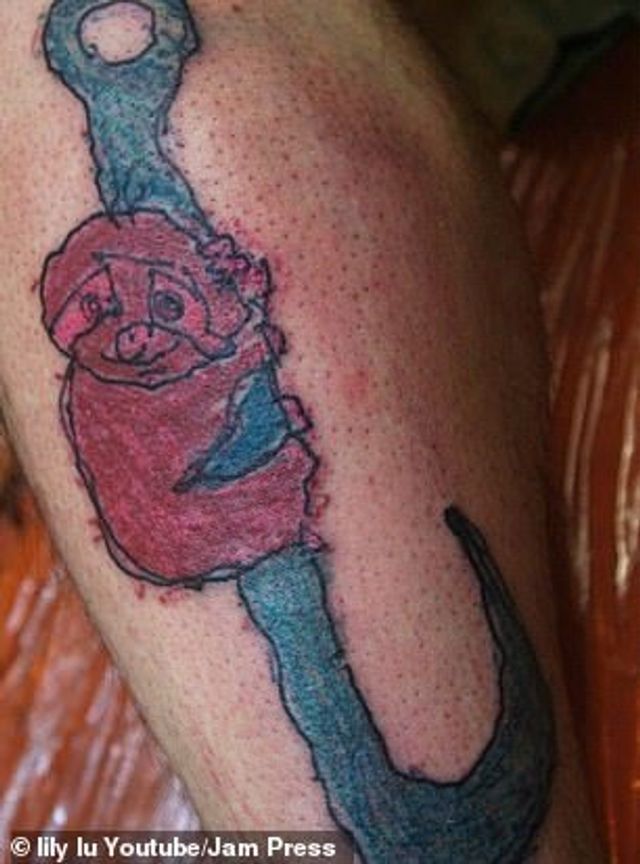 Дівчинка в 9 років стала наймолодшим тату майстром: цікаві роботи - фото 385477