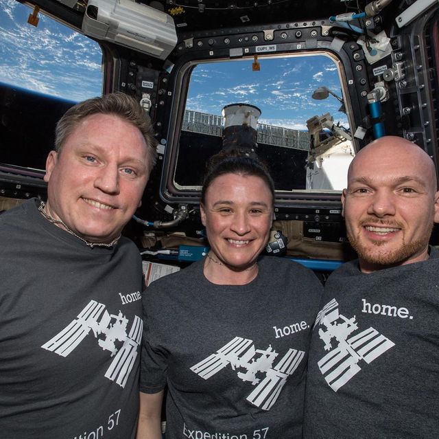 У NASA показали роботу астронавтів у космосі: фото - фото 385539