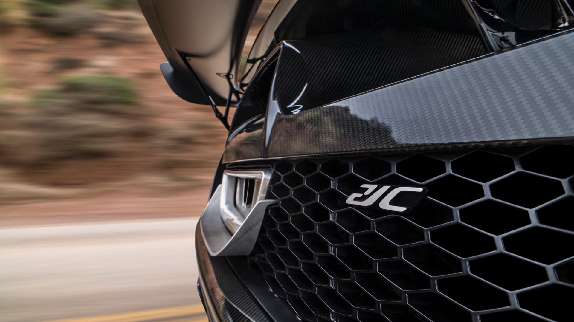 Частину деталей потужного гіперкара надрукують на 3D-принтері - фото 1