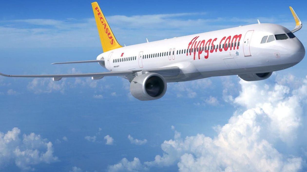 У Стамбулі сів літак з пілотом, котрий втратив свідомість