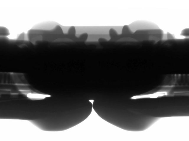 В iFixit розібрали новий Motorola RAZR (2019): чи просто ремонтувати смартфон - фото 385891