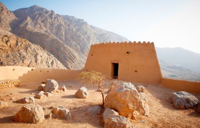 В Еміратах для туристів відкриють унікальний стародавній форт: фото - фото 385953