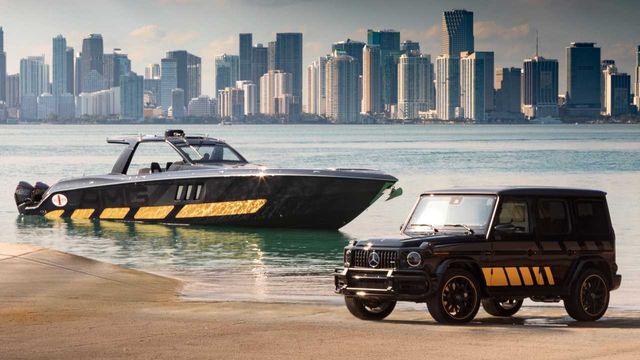 Mercedes представили свій перший швидкісний катер - фото 386072