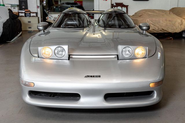 З молотка піде футуристичний автомобіль з двома кабінами - фото 386142