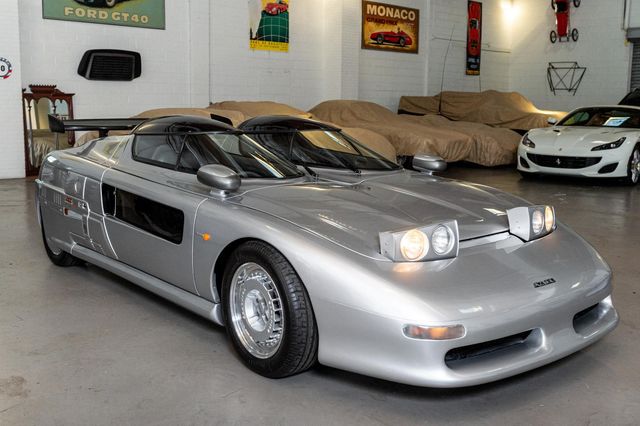 З молотка піде футуристичний автомобіль з двома кабінами - фото 386145