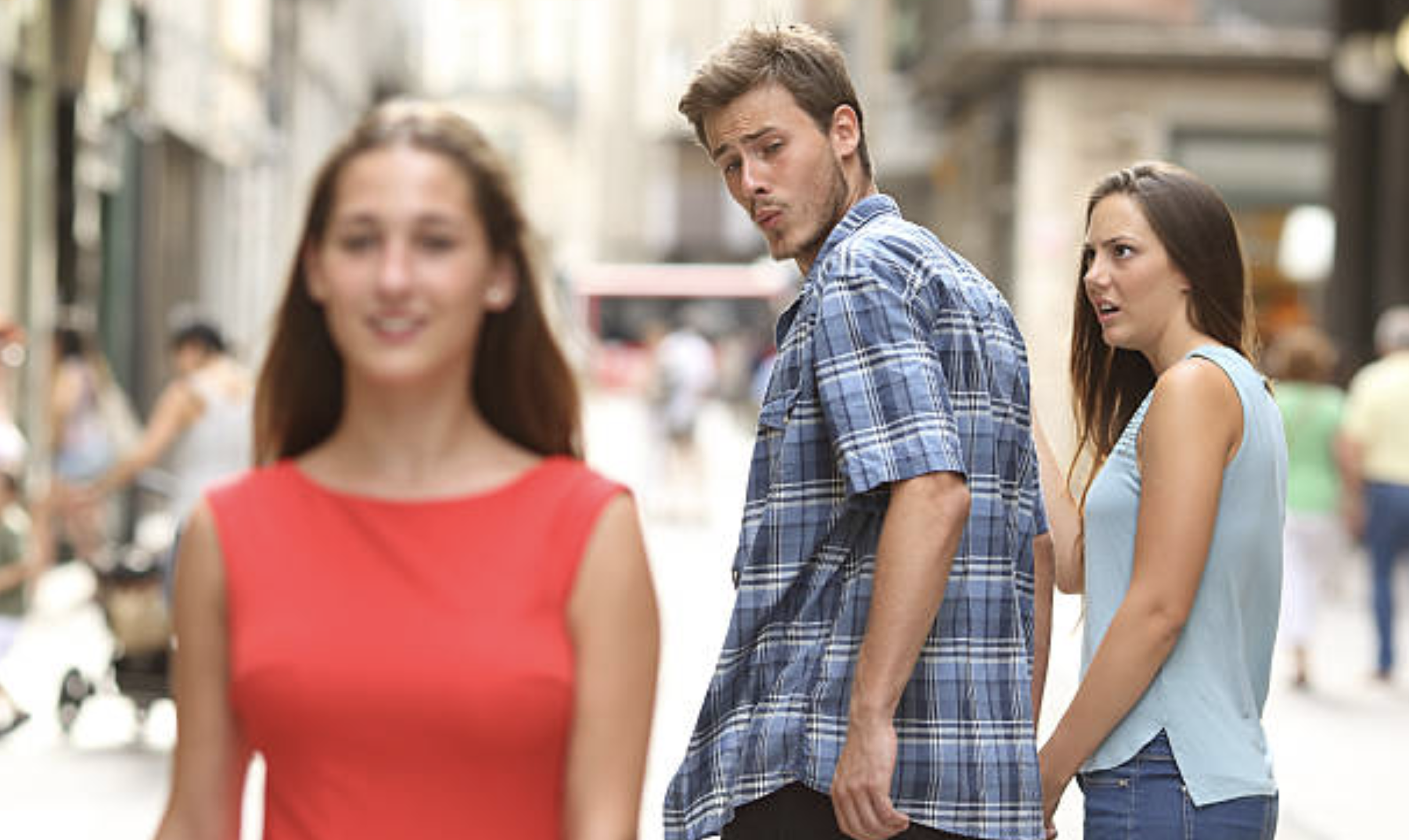 Не винний: мем про "невірного" хлопця отримав логічне продовження