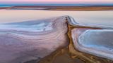 Рожева планета в Україні: дивовижні фото озера на Херсонщині вас вразять