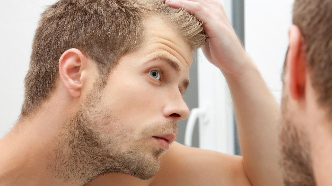 Як позбутися сивини без фарби для волосся