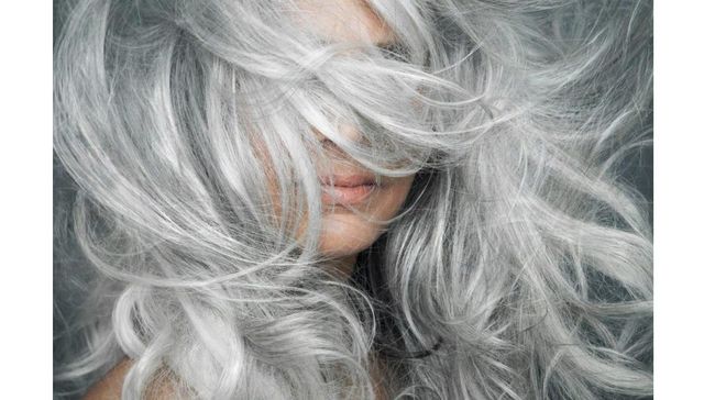 Як позбутися сивини без фарби для волосся - фото 386908