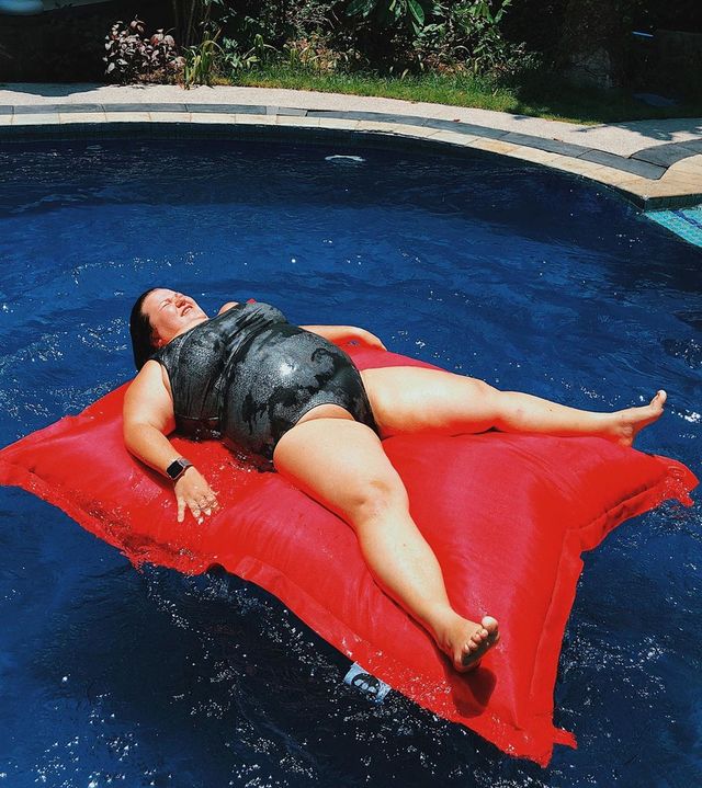 alyona alyona повеселила мережу епічними фото з відпочинку на Балі - фото 387043