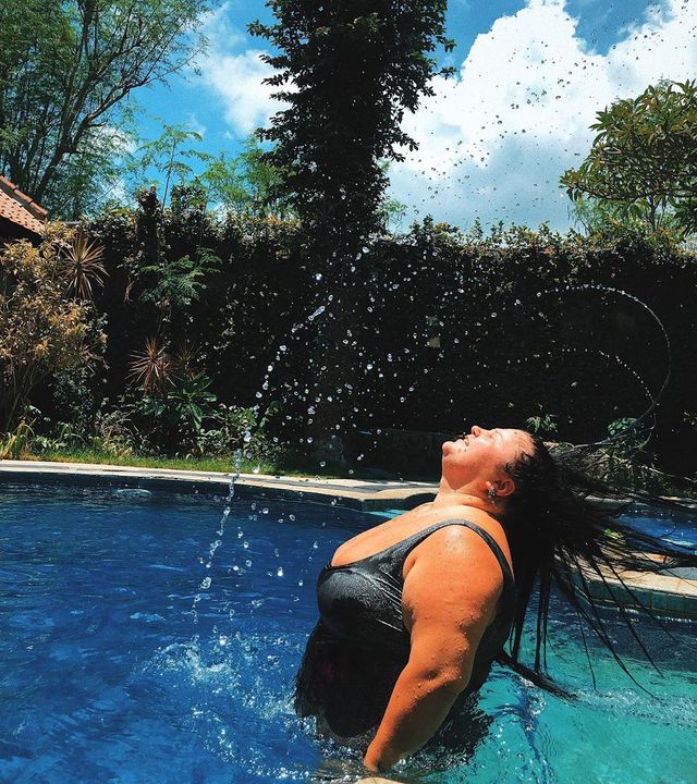 alyona alyona повеселила мережу епічними фото з відпочинку на Балі - фото 387046