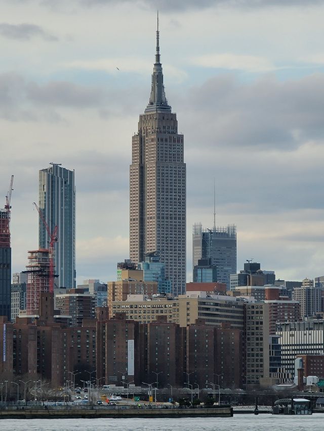 'Космічний зум' камери Galaxy S20 Ultra перевірили на практиці - фото 387432