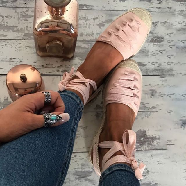 Яке взуття буде в моді весною 2020 року - фото 387483