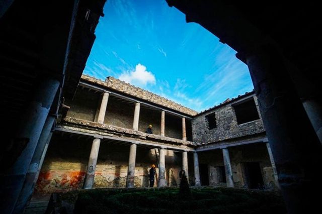 У Помпеях відкрили для туристів три унікальні будинки - фото 387554