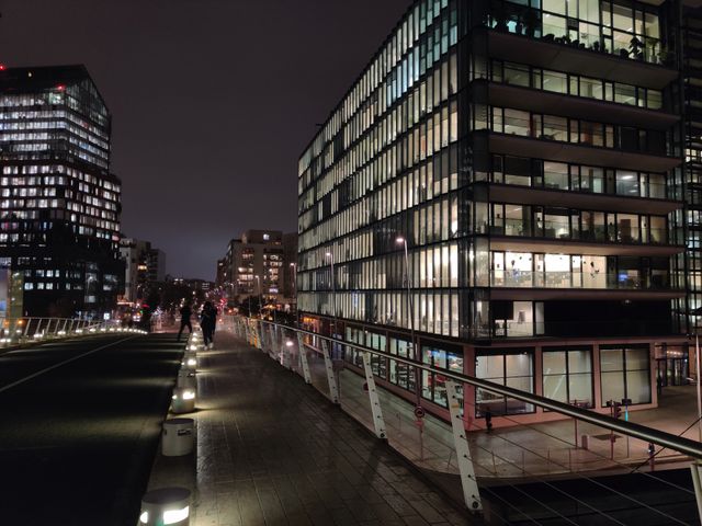 Фахівці DxOMark протестували камери OnePlus 7T Pro - фото 387637