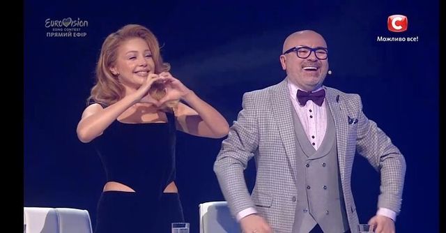 Це купальник? Тіна Кароль здивувала відвертим образом у фіналі відбору Євробачення - фото 387764