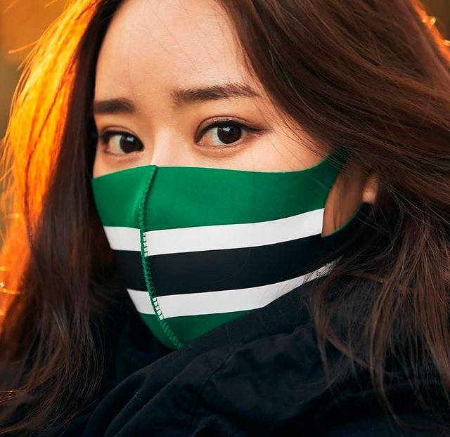 Як коронавірус впливає на моду: захисні маски для обличчя стали стильним трендом - фото 387909