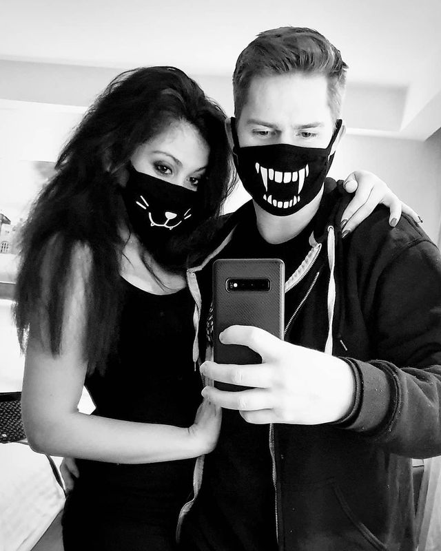 Як коронавірус впливає на моду: захисні маски для обличчя стали стильним трендом - фото 387919