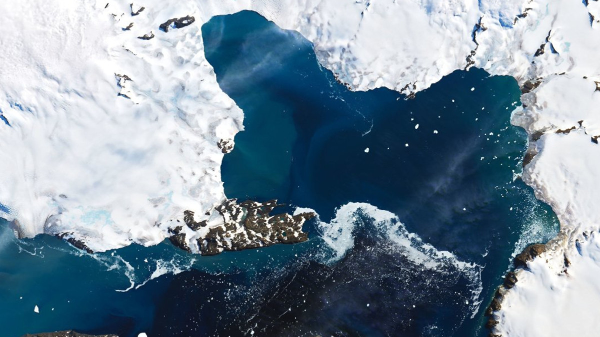 У NASA показали на космічних фото, як "плавиться" Земля - фото 1