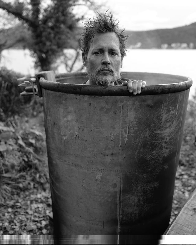 Щирий і беззахисний: Джонні Депп знявся у незвичній фотосесії - фото 388161