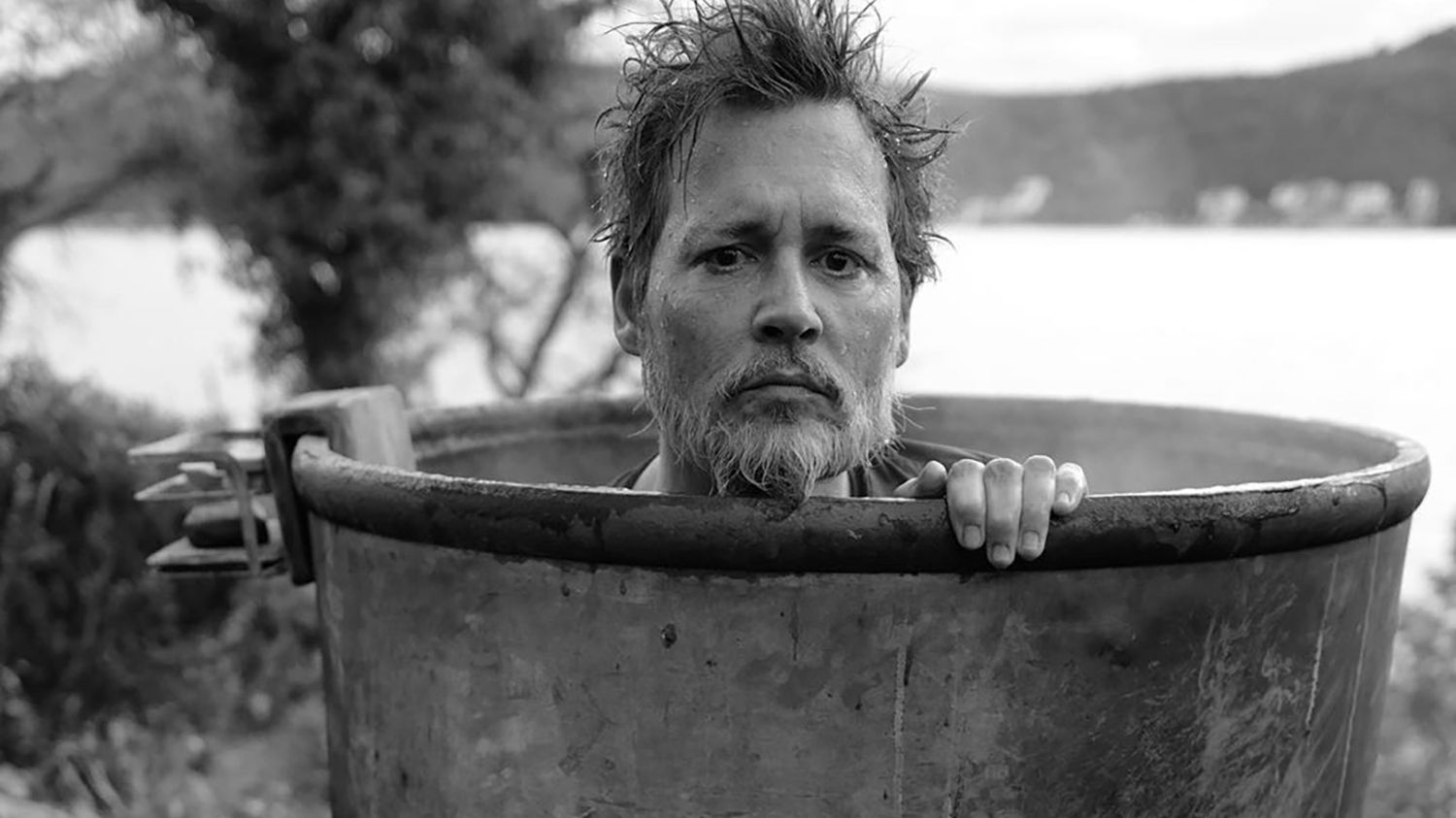 Джонні Депп знявся у чуттєвій фотосесії - фото 1