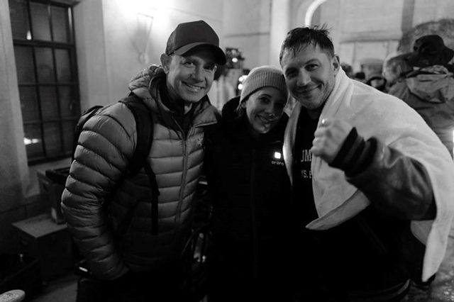 З'явилися фото Тома Харді зі зйомок фільму Веном-2 - фото 388171