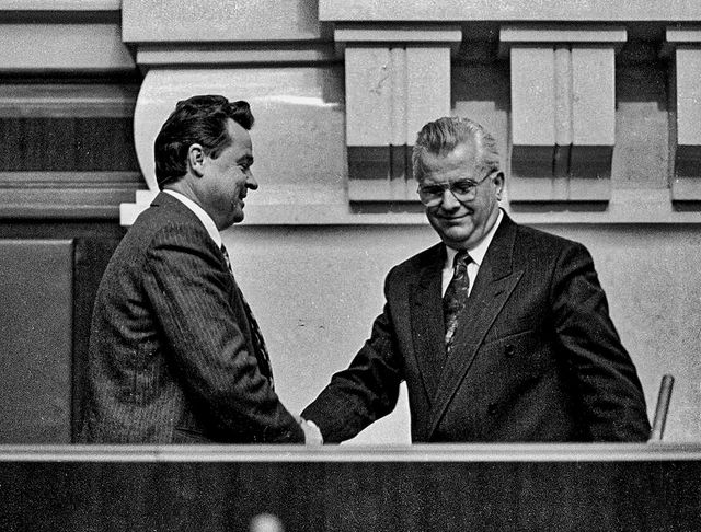 Який вигляд мали українські політики в 90-х: раритетні фото - фото 388276