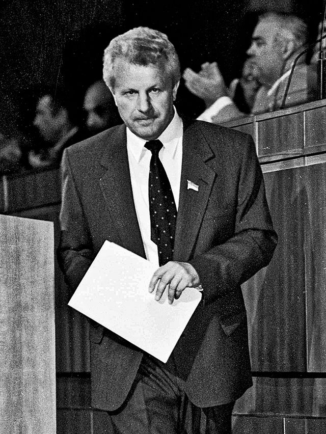 Який вигляд мали українські політики в 90-х: раритетні фото - фото 388277