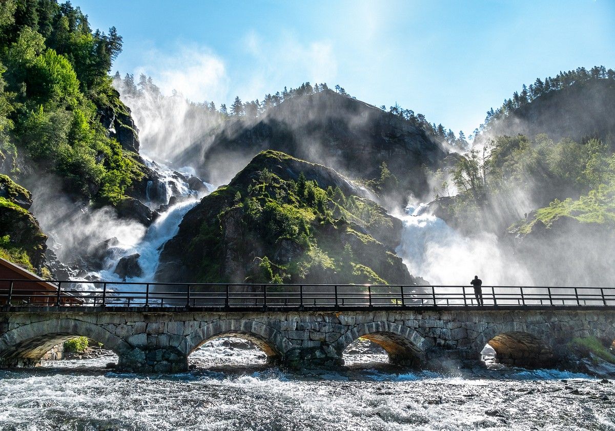 Яскраві фото Норвегії, які надихають на мандри