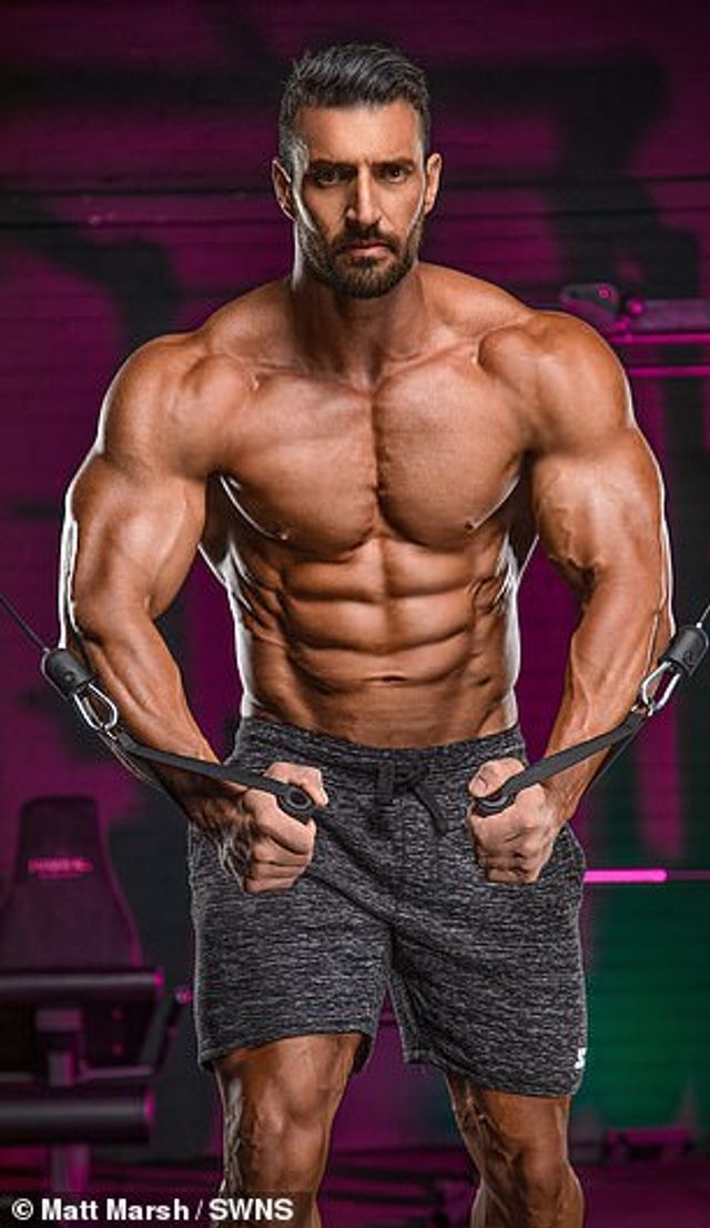 Знайдено чоловіка, якому найбільше щастить серед усіх людей на планеті - фото 388976