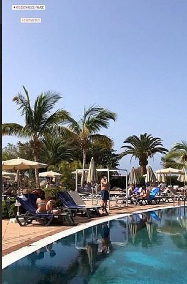 Карантин в готелі на Канарах: як проводять час постояльці - фото 389044