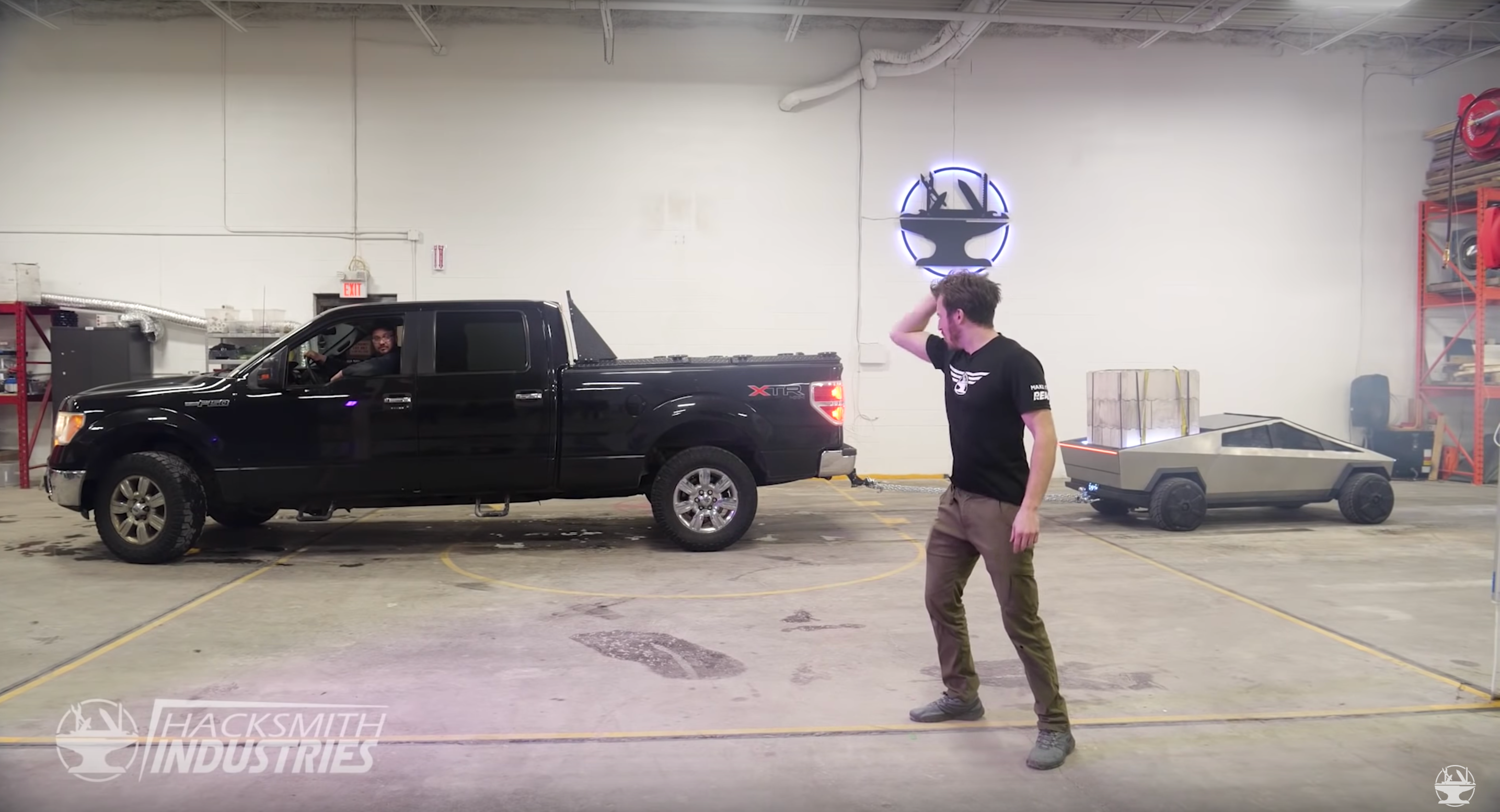 Маленький Cybertruck виявився достатньо потужнім - фото 1