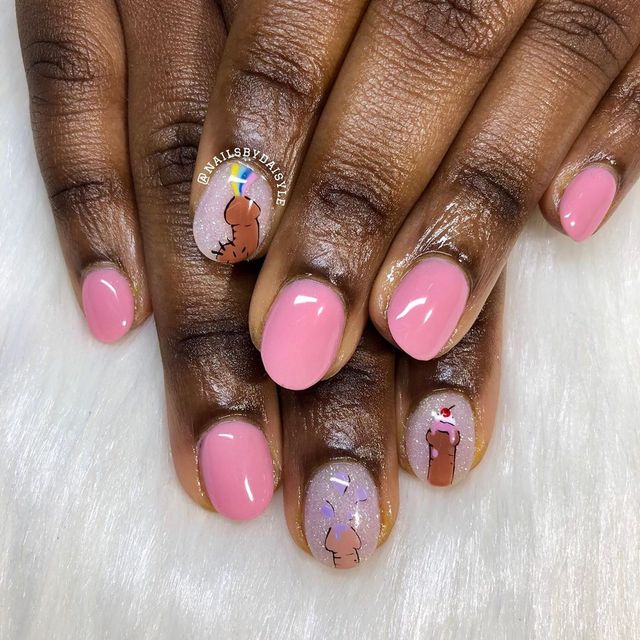 Пікантний тренд: у мережі набирає популярності манікюр із зображенням пенісів (18+) - фото 389294