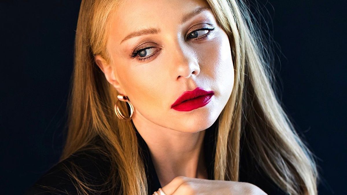 Тіна Кароль спантеличила мережу круглим животиком