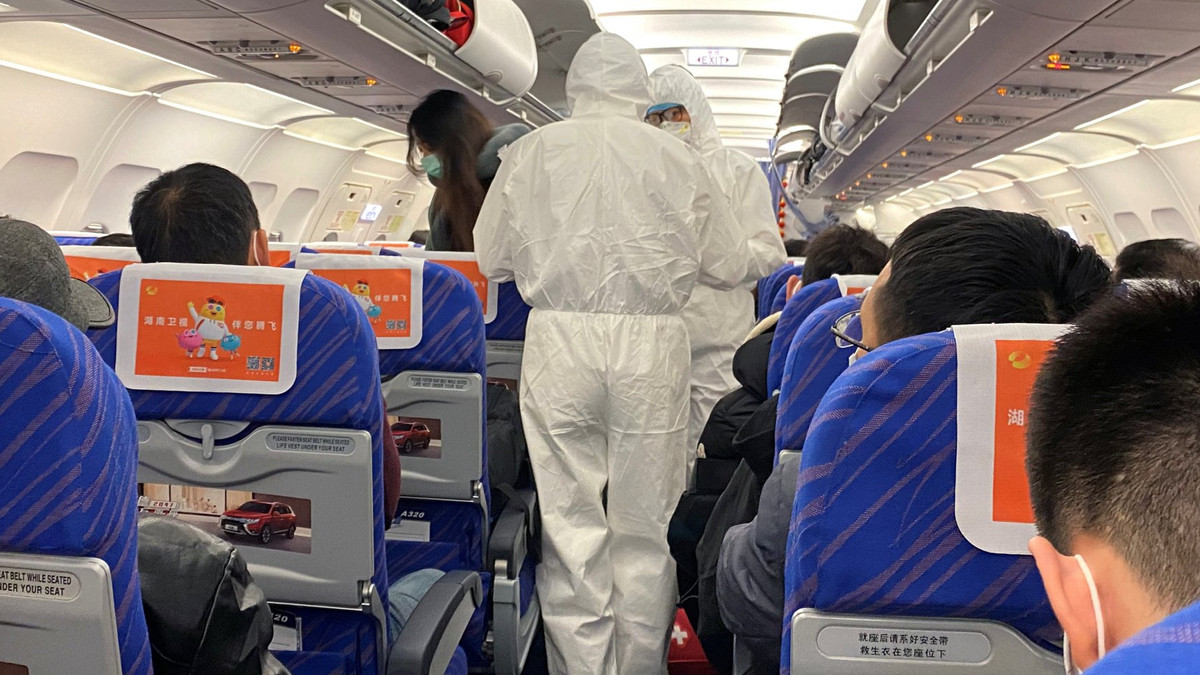 Як не заразитися коронавірусом в літаках: практичні поради - фото 1