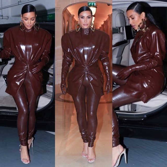 Найсексуальніша світська левиця обтягнула фігуру латексом - фото 389812