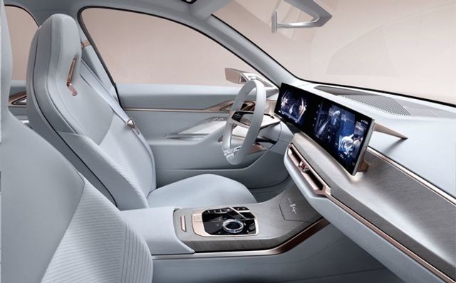 Головний конкурент Tesla: як виглядає BMW i4 - фото 389840